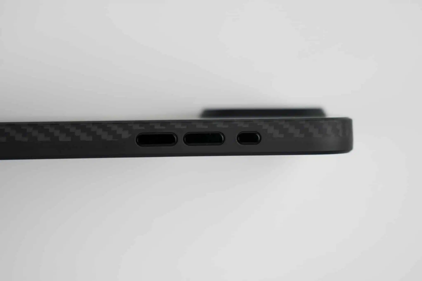 Огляд на чохли PITAKA MagEZ Case 4 і Pro 4 – ідеальний захист для iPhone 15