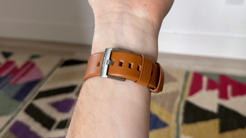 Огляд шкіряного ремінця Nomad Modern Band для Apple Watch