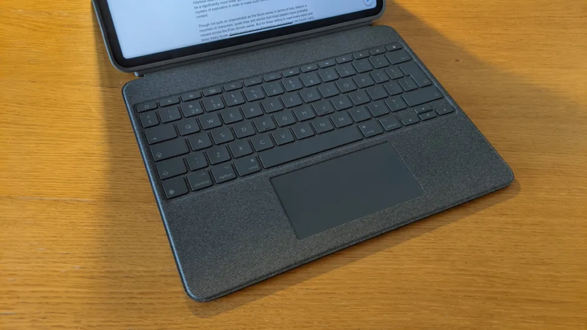 Огляд чохла з клавіатурою Logitech Combo Touch для iPad