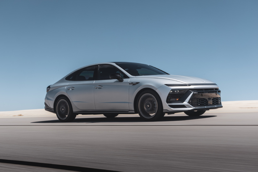 Тест-драйв Hyundai Sonata: значний приріст якості та космічності