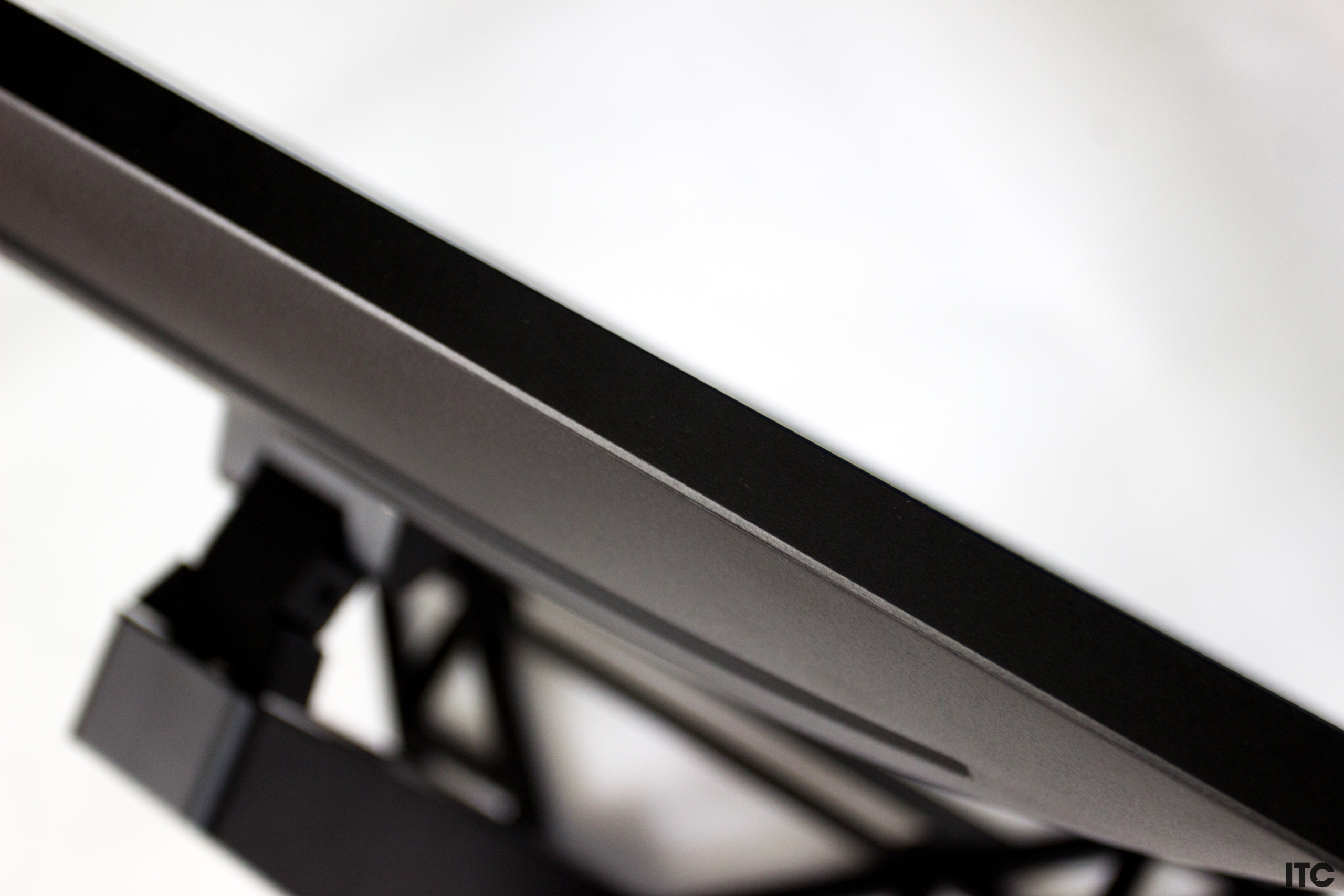 Lenovo Legion R27q-30 review: an almost perfect gaming monitor