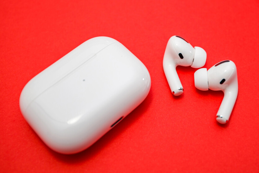 Наушники Apple AirPods получат камеры в 2026 году, — Мин-Чи Куо
