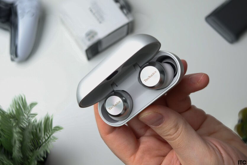 Technics EAH-AZ100