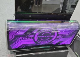 Maxsun показала прозору відеокарту з водяним охолодженням — і вона виглядає як арт-об'єкт