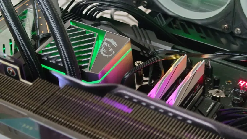 Обзор системы жидкостного охлаждения MSI MAG CORELIQUID A15 360: яркий дизайн и геймерская производительность