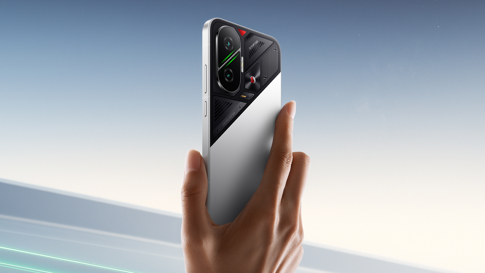 Poco F7 вже в Україні: Snapdragon 8s Gen 4 та батарея на 6500 мА*год від 18 тис. грн