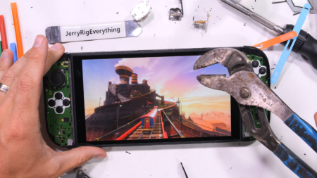 «Невразливий»: екран Nintendo Switch 2 випробували 50 ударами розвідним ключем