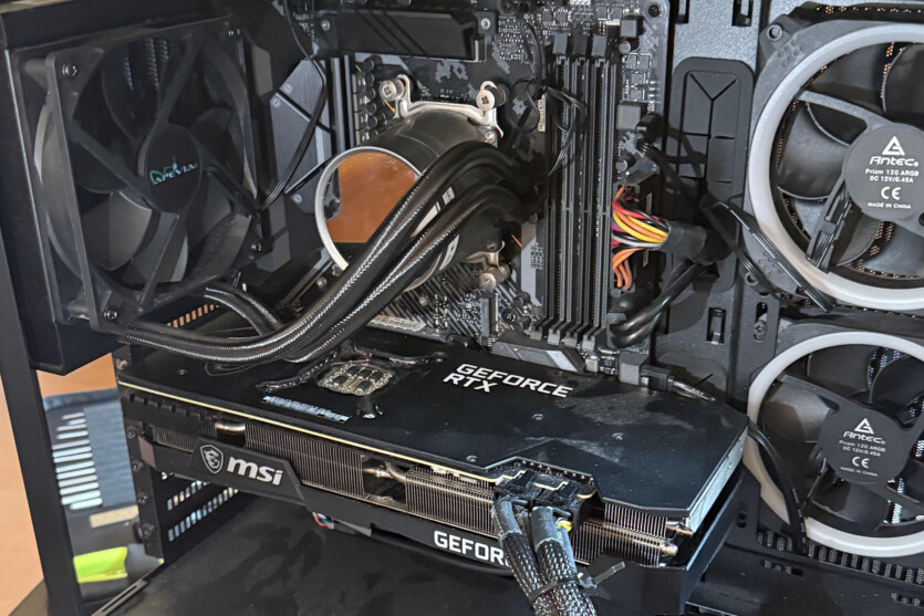 NVIDIA RTX 3080 Ti and AMD Ryzen 7 3800X for $30 — an American bought a PC at Goodwill