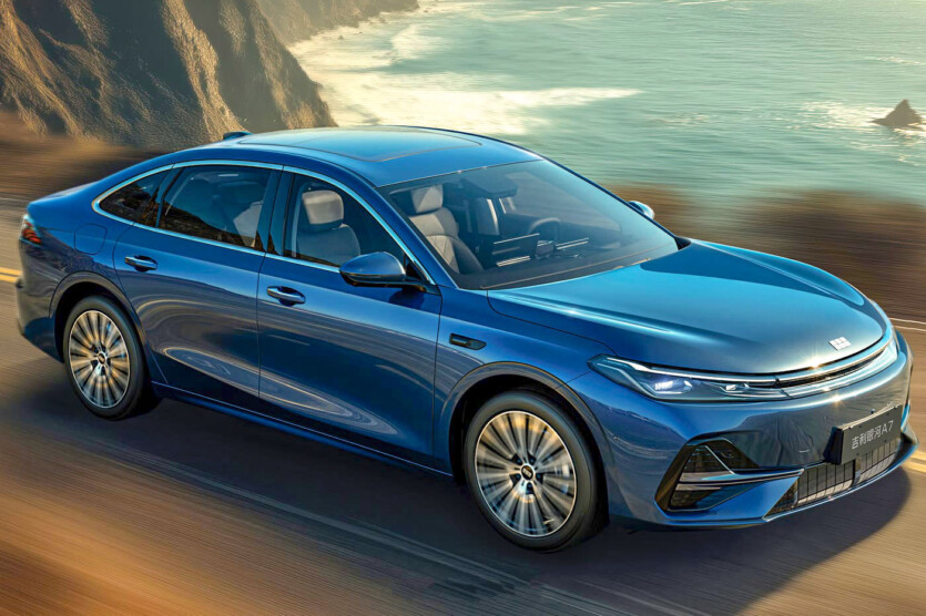 The Geely Galaxy A7 — hybrid sedan with a range of over 2100 km and a price of $14.5 thousand was presented.