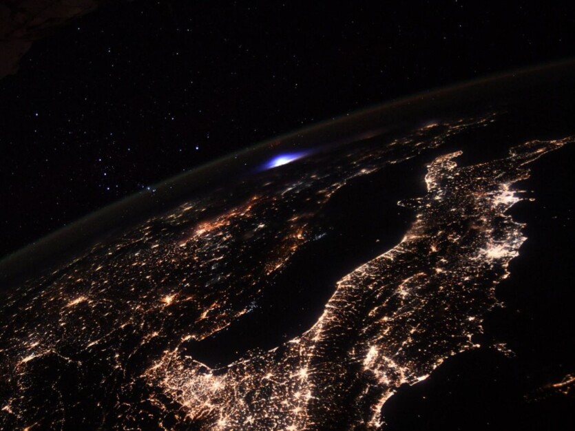 ISS astronaut photographs mysterious phenomenon in the atmosphere
