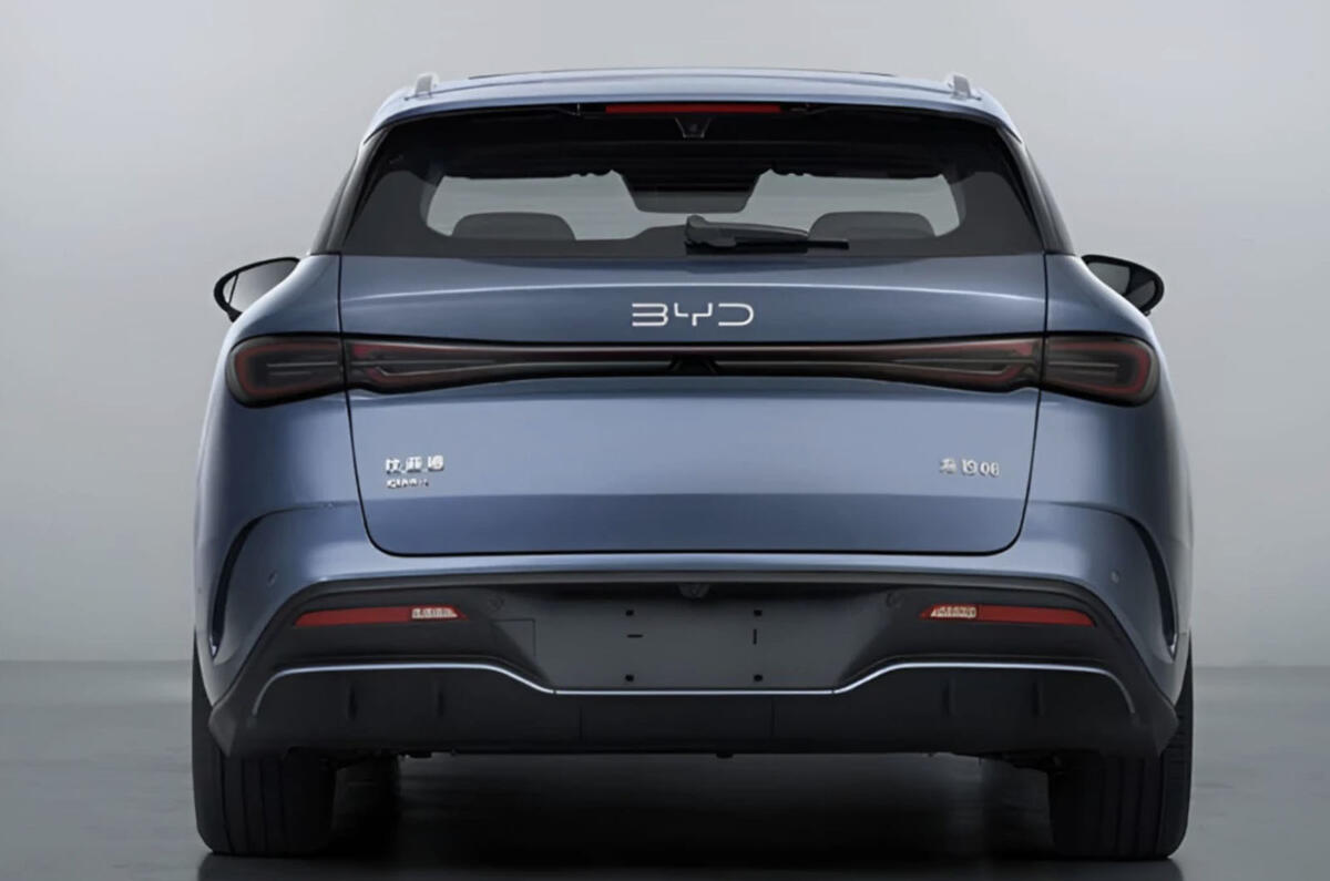 Новий гібридний універсал BYD Seal 06 DM-i запас ходу від Києва до Амстердама за ціною від $15 300