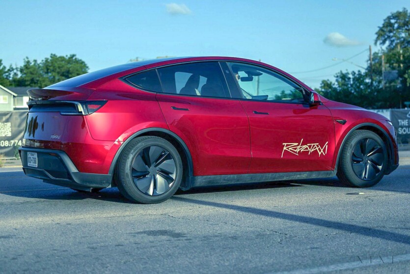 Elon Musk will turn all Teslas into Robotaxi — FSD autopilot will be improved
