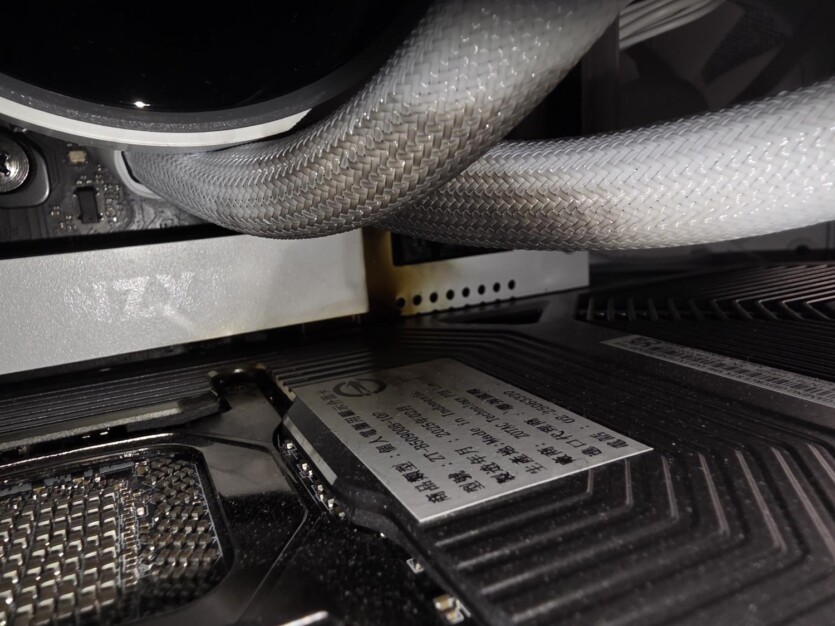 NVIDIA RTX 5090 спалахнула під час гри у Battlefield 6 — це був не роз'єм живлення