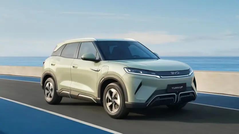 Электрокроссовер за $10 500: BYD представила Yuan Up Pilot