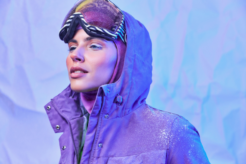 This winter jacket will automatically become thinner to prevent sweat