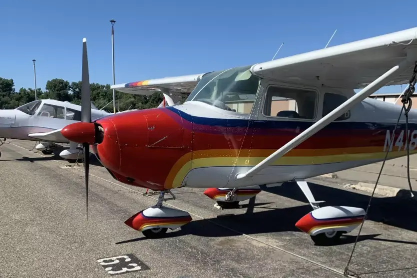 An unknown person regularly "hijacks" the plane of a 75-year-old American — repairs and returns it in better condition