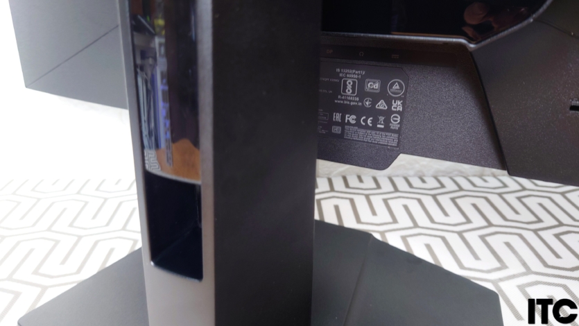 MSI MAG 274QPF X30MV