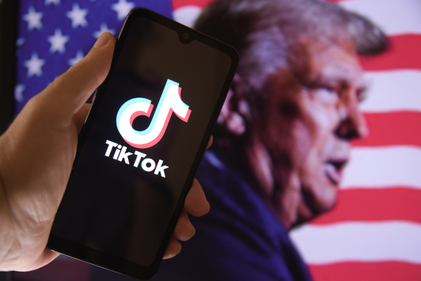 Китай продає TikTok: "комерційні умови вже узгоджені”, Трамп і Сі завершать угоду у п’ятницю