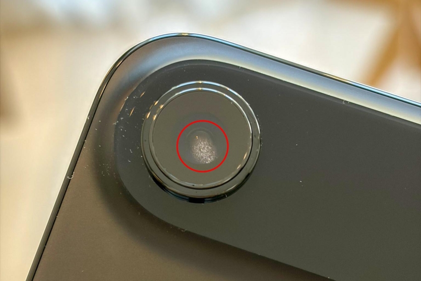 Перші відгуки про iPhone 17: Air пітніє, 17 Pro дряпається за один день