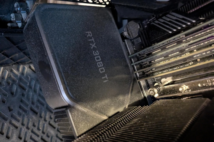 NVIDIA RTX 3080 Ti та Threadripper 3960X за $23: американець придбав ПК як корпус на аукціоні