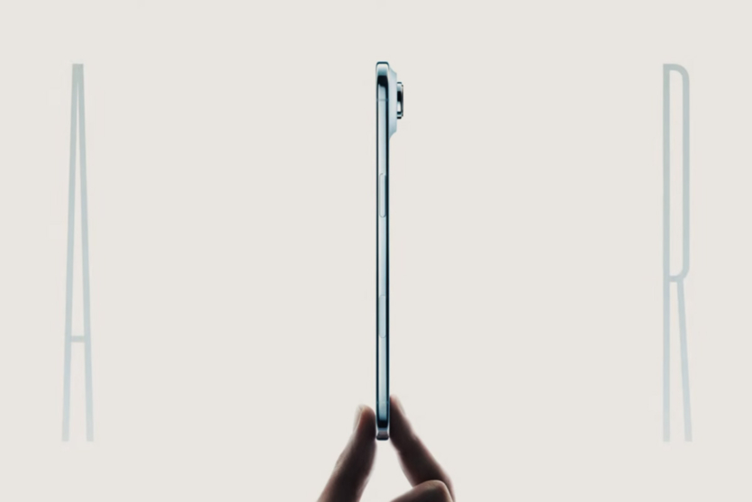 Apple iPhone Air став репетицією складаного iPhone, який вийде наступного року, — Марк Гурман