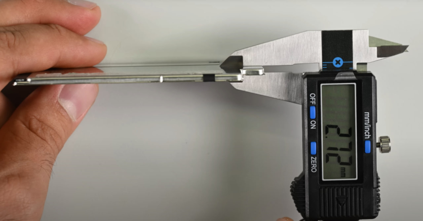 Павербанк MagSafe для iPhone Air отримав батарею… iPhone Air, але з обмеженням заряду до 65%