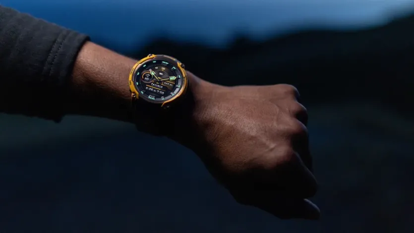 Вийшов оновлений Garmin Instinct Crossover: гібридник годинник з AMOLED і "військовою" версією за ціною від $650