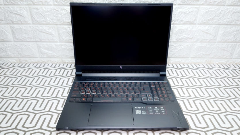Acer Nitro V 16 AI