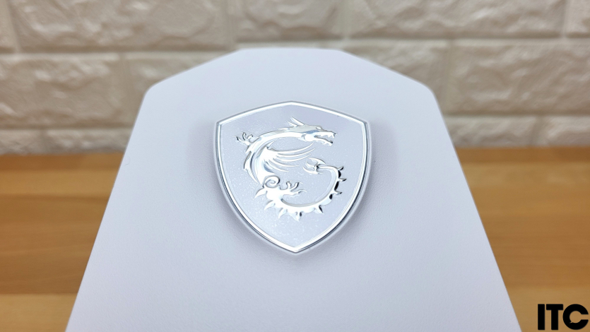 MSI MPG 274URDFW E16M