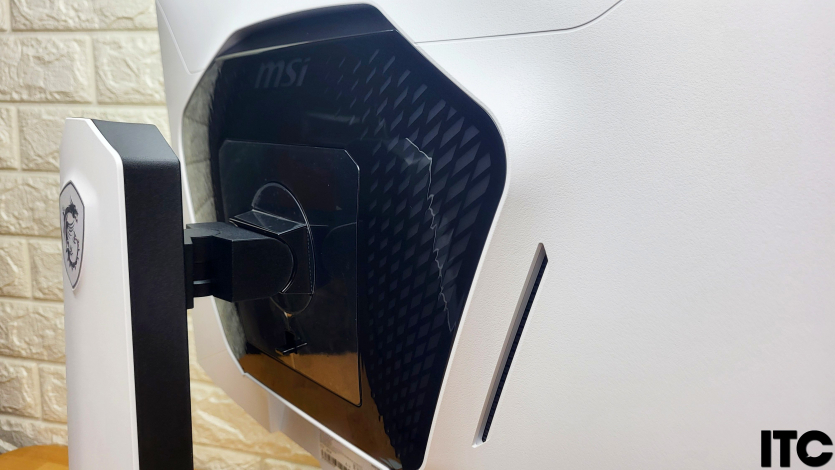 MSI MPG 274URDFW E16M
