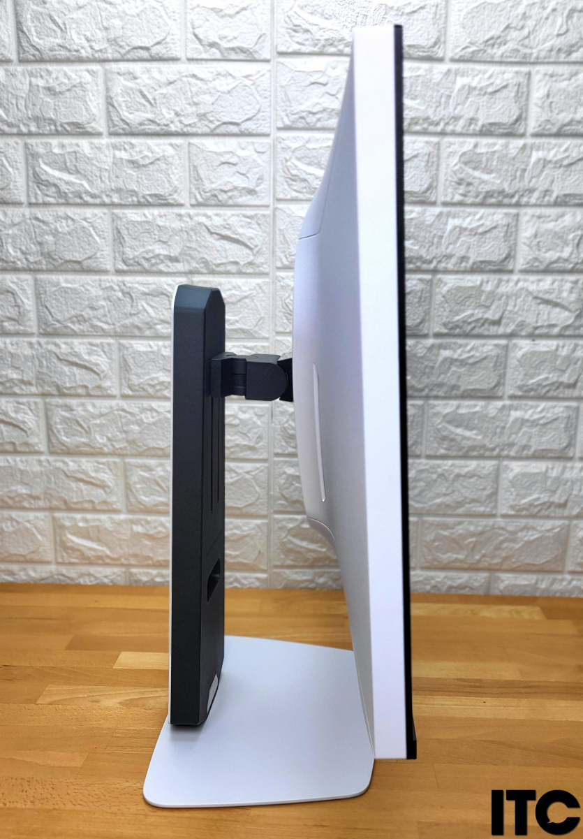 MSI MPG 274URDFW E16M