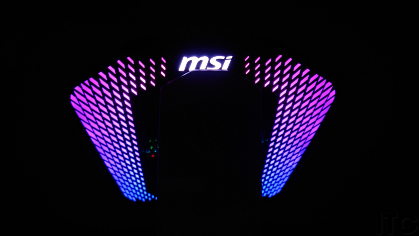 MSI MPG 274URDFW E16M