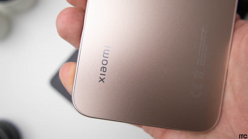 Xiaomi 15T та Xiaomi 15T Pro