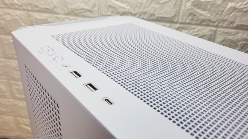 MSI MPG VELOX 300R AIRFLOW PZ