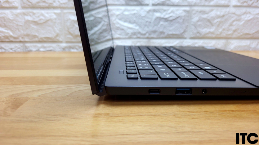 Acer Predator Triton 14 AI