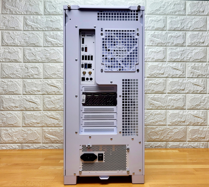 MSI MPG VELOX 300R AIRFLOW PZ