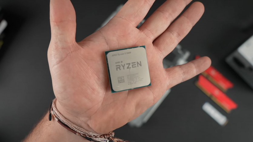 Ютубер зібрав власну Steam Machine: Cyberpunk 2077 60+ FPS без FSR в 1440p