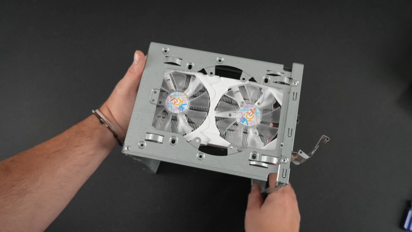 Ютубер зібрав власну Steam Machine: Cyberpunk 2077 60+ FPS без FSR в 1440p