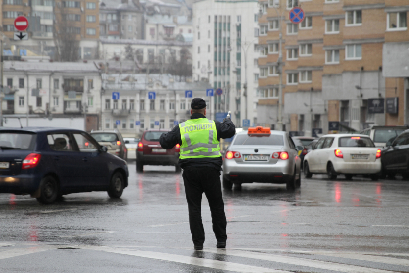 Опендатабот: 75% боргів по штрафах з ПДР просто закривають, водій-рекордсмен з Вінниччини накопичив 1000+
