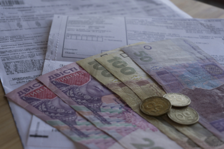 Опендатабот: 60% боргів за "комуналку" в Україні закрили без оплати, чверть боржників — пенсіонери