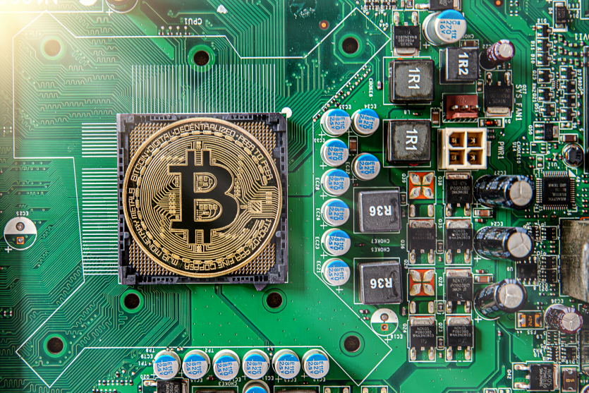 Майнер-одинак видобув повний блок біткоїну вартістю $270 000 попри шанси 1 до 180 мільйонів