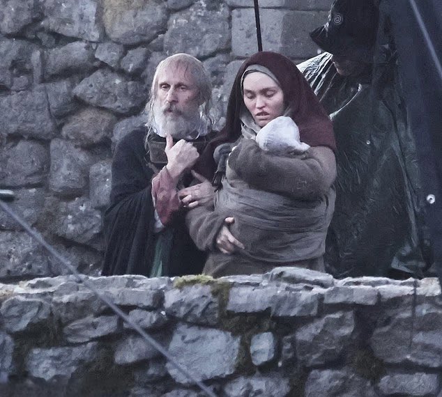 Наступник "Носферату": перші кадри фільму "Вервольф" з готичними жахами і Лілі-Роуз Депп