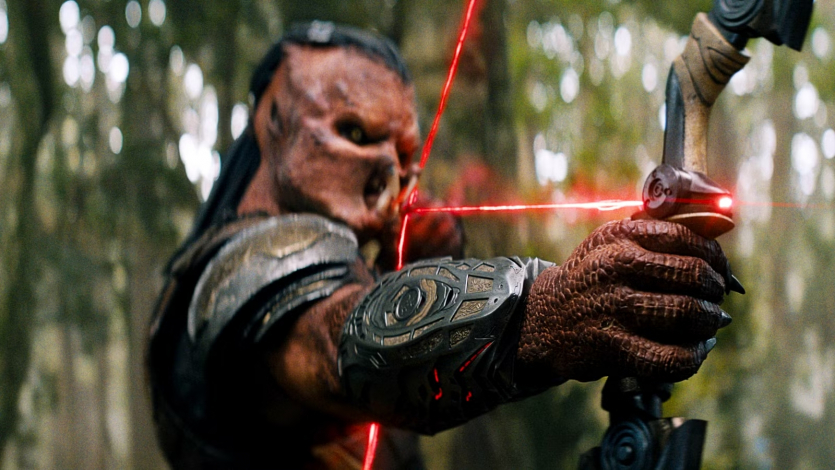 У фільмі “Хижак: Дикі землі” є дивне камео творців “Дивних див”