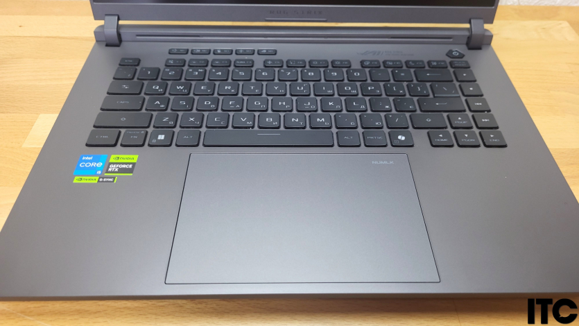 ASUS ROG Strix G16 (2025)