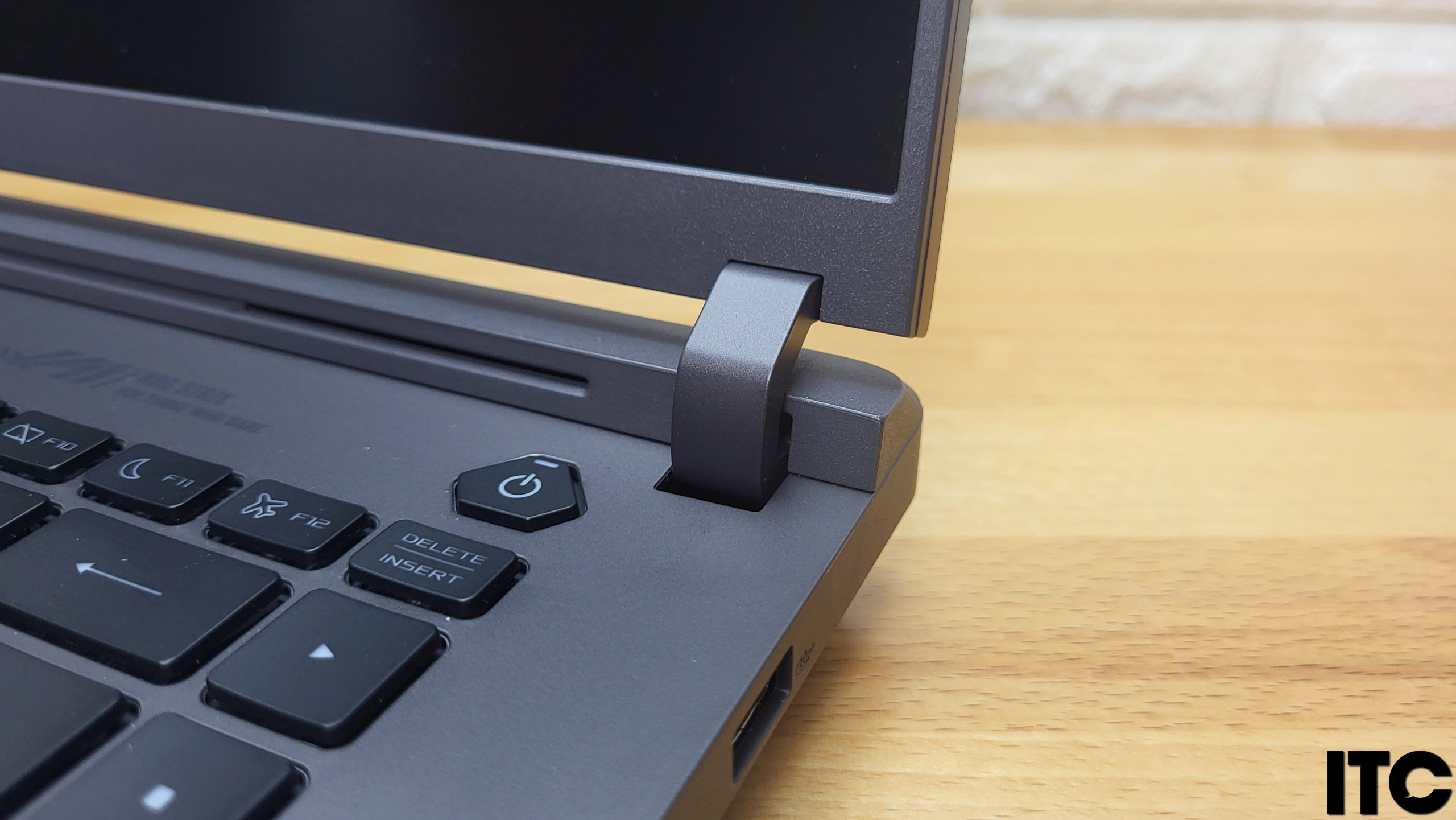 ASUS ROG Strix G16 (2025)