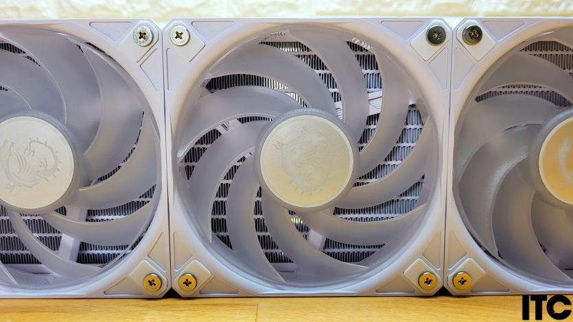 MSI MPG CORELIQUID P13 360 White