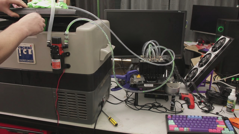 Що буде, якщо пропустити воду через теплові трубки повітряного кулера процесора та поставити його на NVIDIA RTX 3070? Вийшло непогано