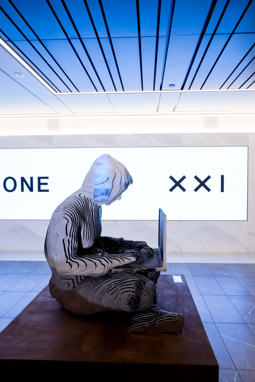 На Нью-Йоркській фондовій біржі встановили статую Сатоші Накамото у річницю його зникнення та заснування біткоїну