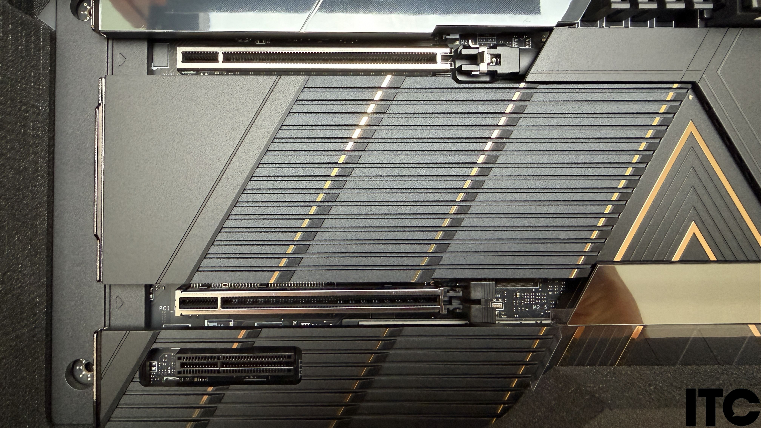 MSI MEG X870E GODLIKE X EDITION