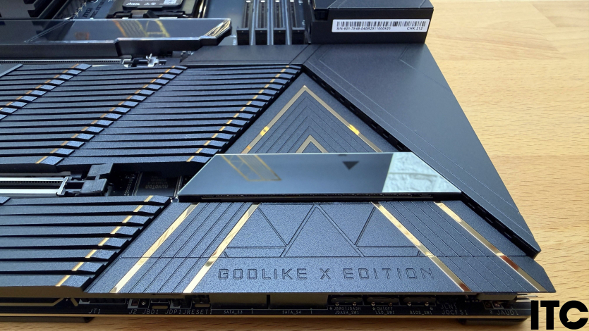 MSI MEG X870E GODLIKE X EDITION